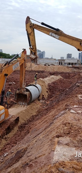 gcm excavator trenching 285x597